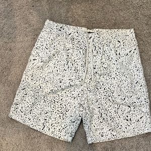 Men’s swim trunks